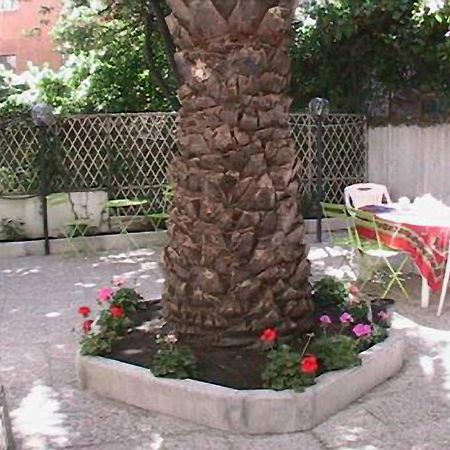 Bed and Breakfast Casa Totti Roma Exterior foto