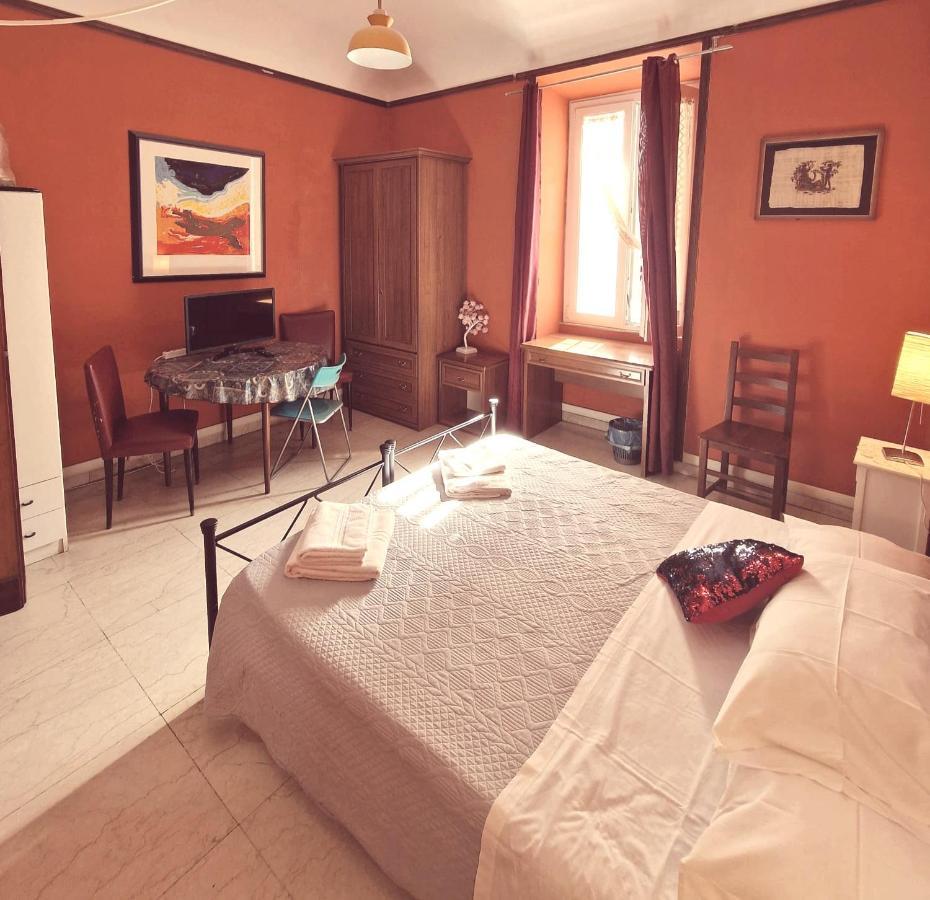 Bed and Breakfast Casa Totti Roma Exterior foto